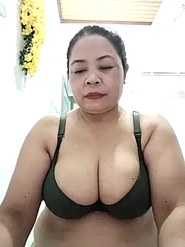 Snapshot of Baby-bigtits2024 chatting on 22, 9, 2025 Baby-bigtits2024 online show from 22, 9, 2025