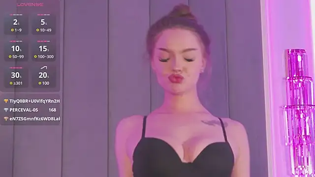 AlexaBright online show from 4, 3, 2025