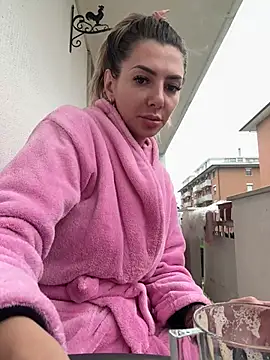 bambidolll online show from 25, 2, 2025