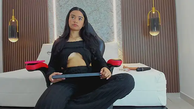 selena foox online show from 21, 3, 2025