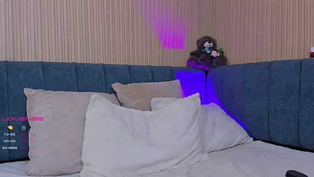 elizabeth 20 online show from 19, 3, 2025