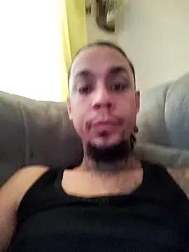 Snapshot of Rican8inches chatting on 8, 2, 2025 Rican8inches online show from 8, 2, 2025