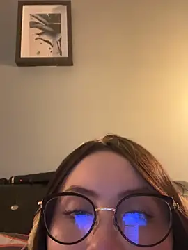 ValentinaOrtiz3 online show from 8, 6, 2026