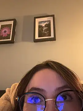 ValentinaOrtiz3 online show from 19, 6, 2026