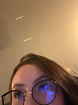 ValentinaOrtiz3 online show from 7, 7, 2026