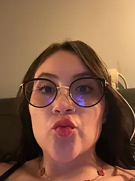 ValentinaOrtiz3 online show from 15, 7, 2026