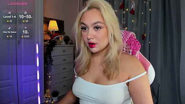 Snapshot of _Loneve__ chatting on 19, 2, 2026 Loneve online show from 19, 2, 2026