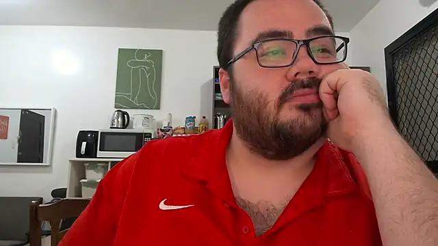 Snapshot of alexxxbear chatting on 13, 2, 2025 alexxxbear online show from 13, 2, 2025