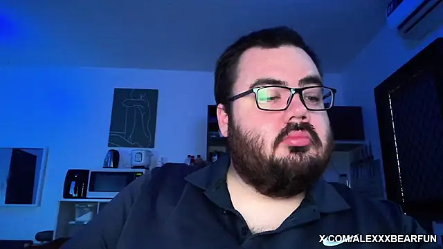 Snapshot of alexxxbear chatting on 21, 2, 2025 alexxxbear online show from 21, 2, 2025