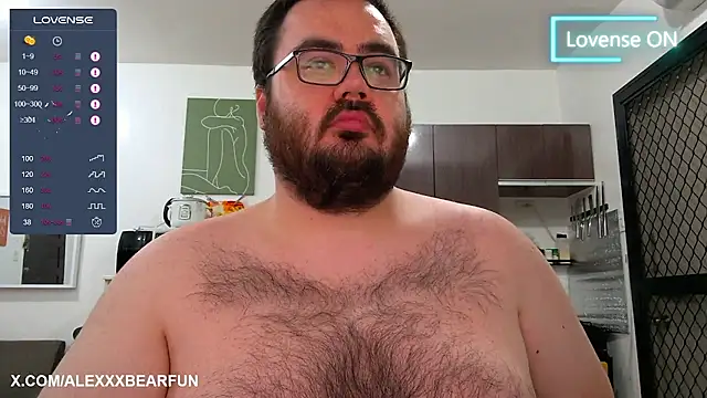 Snapshot of alexxxbear chatting on 27, 2, 2025 alexxxbear online show from 27, 2, 2025