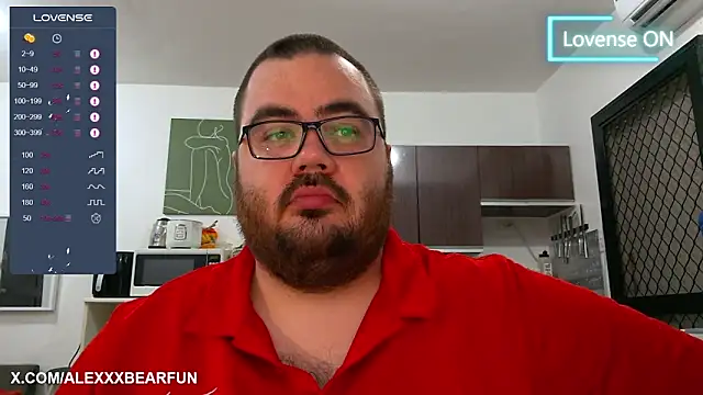 Snapshot of alexxxbear chatting on 13, 3, 2025 alexxxbear online show from 13, 3, 2025