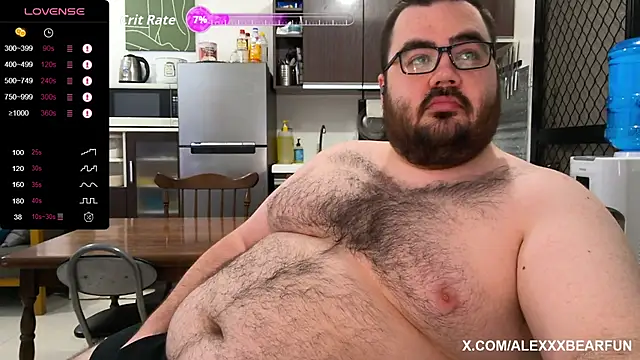 Snapshot of alexxxbear chatting on 18, 9, 2025 alexxxbear online show from 18, 9, 2025