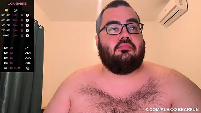Snapshot of alexxxbear chatting on 16, 1, 2026 alexxxbear online show from 16, 1, 2026