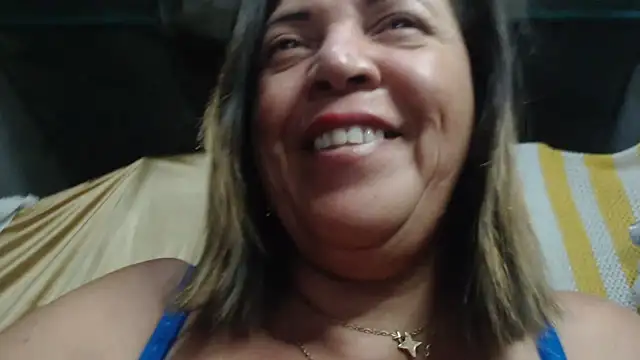 Snapshot of alina_maturehot chatting on 11, 3, 2025 alina maturehot online show from 11, 3, 2025