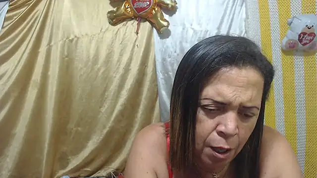 Snapshot of alina_maturehot chatting on 13, 3, 2025 alina maturehot online show from 13, 3, 2025