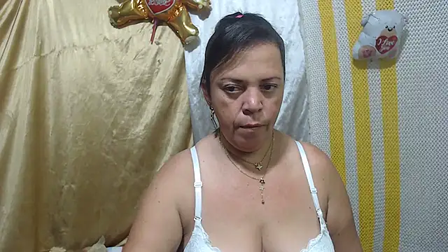 Snapshot of alina_maturehot chatting on 15, 3, 2025 alina maturehot online show from 15, 3, 2025