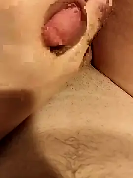 Snapshot of jojolecochon1 chatting on 9, 3, 2025 jojolecochon1 online show from 9, 3, 2025