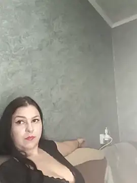 Greta Tamar online show from 6, 3, 2025