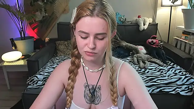 Snapshot of Alexa_Pirs chatting on 14, 6, 2026 Alexa Pirs online show from 14, 6, 2026