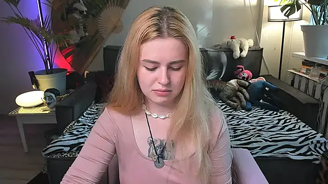 Snapshot of Alexa_Pirs chatting on 16, 6, 2026 Alexa Pirs online show from 16, 6, 2026