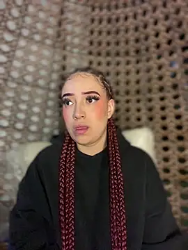 Snapshot of Scarlett-LS chatting on 13, 2, 2025 Scarlett-LS online show from 13, 2, 2025