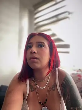 Snapshot of Scarlett-LS chatting on 27, 2, 2025 Scarlett-LS online show from 27, 2, 2025