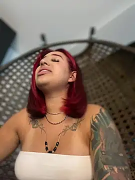 Snapshot of Scarlett-LS chatting on 3, 3, 2025 Scarlett-LS online show from 3, 3, 2025