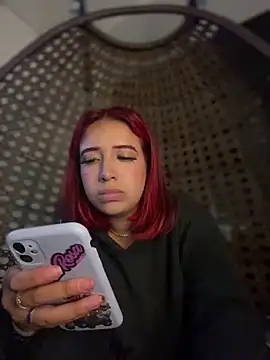 Snapshot of Scarlett-LS chatting on 5, 3, 2025 Scarlett-LS online show from 5, 3, 2025