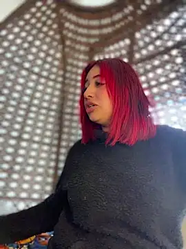 Snapshot of Scarlett-LS chatting on 7, 3, 2025 Scarlett-LS online show from 7, 3, 2025