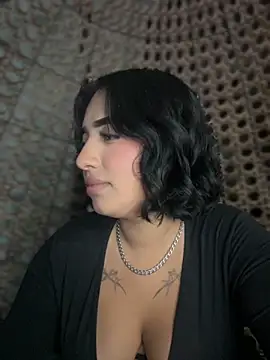 Snapshot of Scarlett-LS chatting on 9, 9, 2025 Scarlett-LS online show from 9, 9, 2025