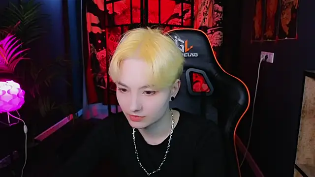 Akemi Sora  online show from 7, 3, 2025