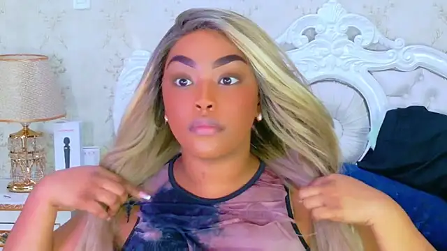 TianahGlow online show from 13, 11, 2025