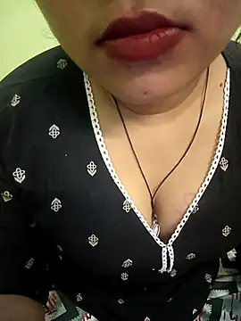 Snapshot of KEEP879_346 chatting on 23, 11, 2025 KEEP879 346 online show from 23, 11, 2025
