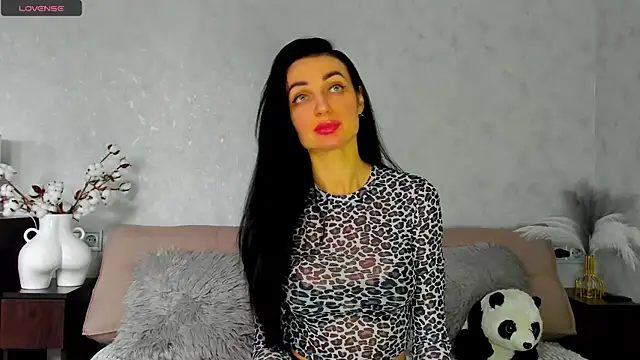 Tina Mart online show from 9, 1, 2026