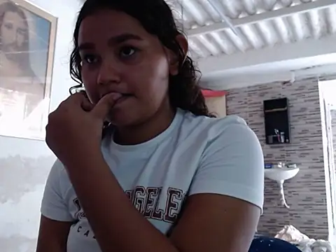 Snapshot of chelo_hot23 chatting on 26, 2, 2025 chelo hot23 online show from 26, 2, 2025