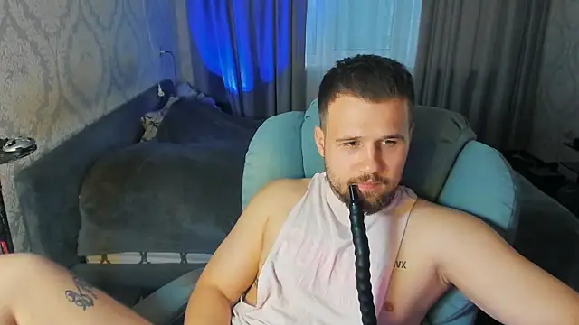 Snapshot of Vladik_b chatting on 12, 6, 2026 Vladik b online show from 12, 6, 2026