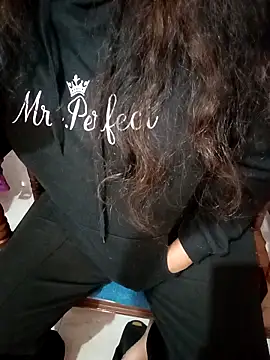 Snapshot of Mannat-222 chatting on 24, 11, 2025 Mannat-222 online show from 24, 11, 2025