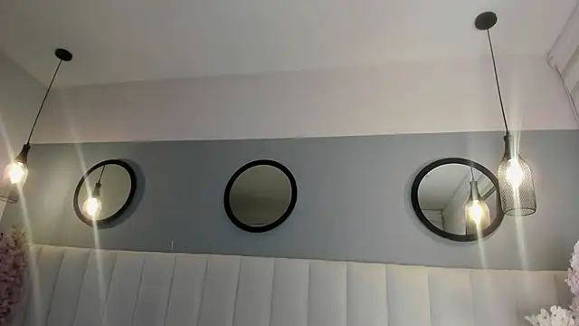 Snapshot of alice_lodge chatting on 21, 10, 2025 alice lodge online show from 21, 10, 2025