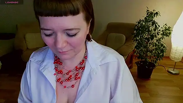 Snapshot of LizaMilfa chatting on 21, 2, 2025 LizaMilfa online show from 21, 2, 2025