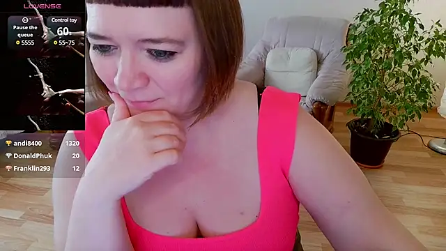 Snapshot of LizaMilfa chatting on 26, 2, 2025 LizaMilfa online show from 26, 2, 2025