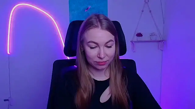 Dana flowers online show from 5, 12, 2025