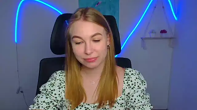 Snapshot of Dana_flowers chatting on 2, 7, 2026 Dana flowers online show from 2, 7, 2026