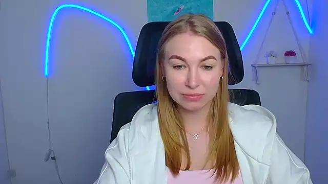 Snapshot of Dana_flowers chatting on 7, 7, 2026 Dana flowers online show from 7, 7, 2026