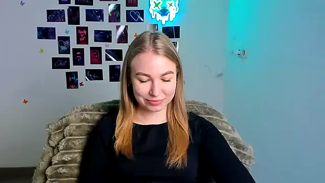Snapshot of Dana_flowers chatting on 10, 7, 2026 Dana flowers online show from 10, 7, 2026