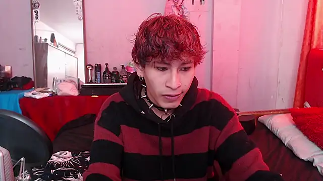 Alien Twink online show from 16, 1, 2026