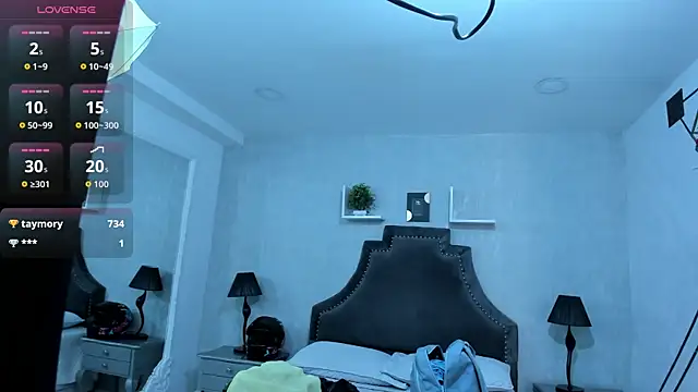 EmiliaRose  online show from 17, 10, 2025