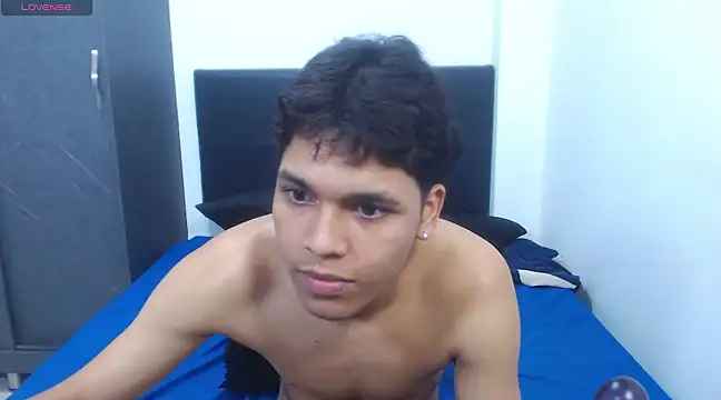 Snapshot of David_Gil19 chatting on 14, 2, 2025 David Gil19 online show from 14, 2, 2025