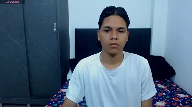 Snapshot of David_Gil19 chatting on 14, 3, 2025 David Gil19 online show from 14, 3, 2025