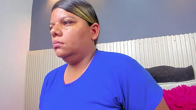 Aida-nicolle online show from 26, 9, 2025