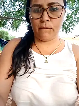 promiscuous-indecent-momm online show from 5, 3, 2025